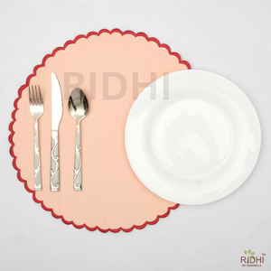 Vente en gros de sets de table en coton rose faits à la main en Inde avec broderie rouge et impression à blocs, réutilisables pour la salle à manger et la décoration de la maison - Product Image 6