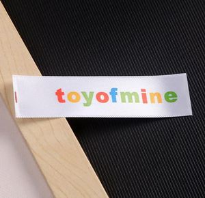 Etiquetas Tejidas con Logotipo Personalizado para Prendas de Vestir, Etiquetas de Damasco, Satén y Poliéster, Fabricante de Etiquetas de Marca OEM - Product Image 5