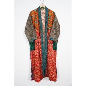 Robe de chambre élégante en soie japonaise patchwork respirante et douce pour femme – Printemps, été, hiver – Style vintage longue et pleine longueur pour la plage - Product Image 2