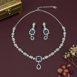 Conjunto de Collar, Pendientes y Tocado de Aleación de Zinc Bañado en Oro con Circonita Púrpura, Joyería Vintage para Boda, Joyería de Moda para Mujer - Product Image 1