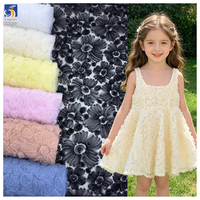 YX1426 Tissu en tulle brodé de fleurs 3D marguerites, maille 135cm, nouveau style, robe de princesse bouffante pour filles, robe de soirée, textile, directement de l'usine
