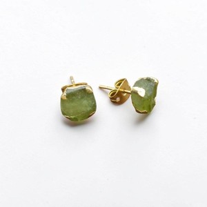 Raw Cushion Shape Peridot Gold Electroplated <b>Studs</b> Earrings Jewelry - Wholesale Handmade <b>Studs</b> <b>for</b> <b>Men</b> and Women - Product Image 3