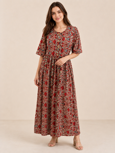 Robe longue occidentale de qualité supérieure, imprimé floral rouge, col rond, demi-manches, boutonnée sur le devant, taille plissée, vente en gros - Product Image 1