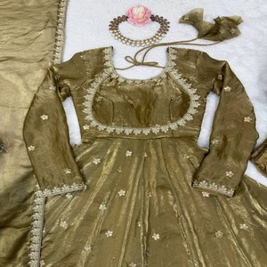 VASTRA COTTAGE Conjunto de Vestido de Seda de Diseñador con Lentejuelas y Micro Pantalón, Diseño Delantero y Trasero, Elegante Traje de Gala - Product Image 4