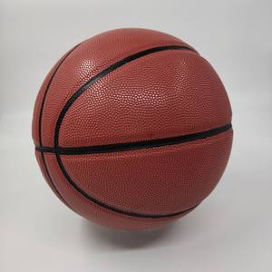 Las pelotas de baloncesto de PU se pueden imprimir con logotipos para competiciones y entrenamientos en interiores y exteriores para adultos y adolescentes. - Product Image 4