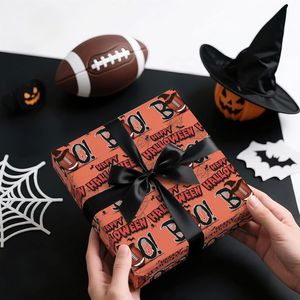Buon Halloween con il Calcio: Carta da Regalo Mini Rotolo 17 Pollici X 16,5 Piedi per Feste a Tema - Product Image 2