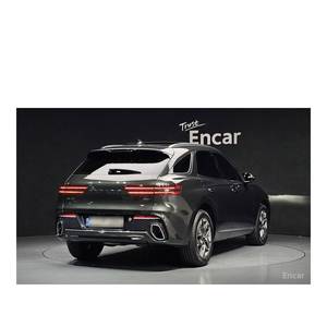 Genesis GV70 2.5T AWD 2024, SUV a Gasolina con 13,969 km, Volante a la Izquierda, Caja de Cambios Automática, Asientos de Cuero, Cámara Trasera - Product Image 2