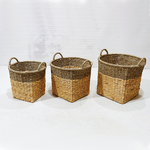 Water Hyacinth Eco-Friendly Handcrafted <b>Storage</b> <b>Baskets</b> with Handles <b>Rectangle</b> Rustic Multi-Purpose - Product Image 3
