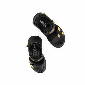 Sandalia Casual Niño Negro Modelo KD4899 - Product Image 1