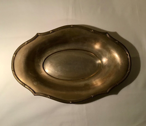 Assiettes de présentation vintage en laiton doré, personnalisables en couleur et en taille, pour la maison et l'hôtellerie - Product Image 1