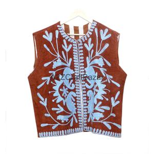 Chaqueta Bomber con Estampado Floral para Mujer, Hecha a Mano por A2ZCraftBazar, con Cierre de Botones, Tejido de Algodón, Multitemporada, Corte Regular - Product Image 1