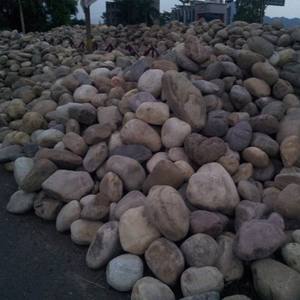 Pierres naturelles, galets et cailloux pour l'aménagement paysager et la décoration de riviers, jardins, maisons, hôtels, pépinières et usage industriel - Product Image 2