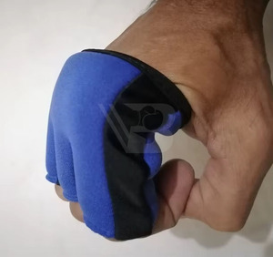 Protège-poignets en coton noir pour la boxe, équipement d'entraînement, toutes saisons, ajustement confortable - Product Image 3