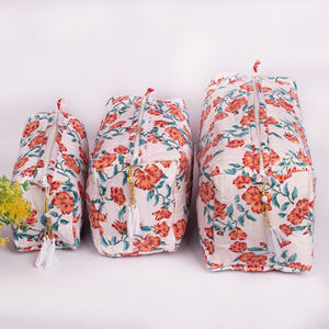 Wholesale Large Capacity Cotton Quilted Block Printed <b>Wash</b> <b>Bag</b> Ideal Gift Handmade Toiletry <b>Bag</b> Cosmetic <b>Bag</b> Block Print Travel - Product Image 1