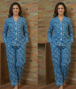 Ensemble de pyjama pour femme en coton tissé thermique indigo imprimé à la main, doux et respirant, vente en gros Inde - Product Image 6