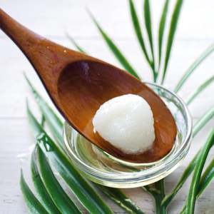 Approvisionnement en gros d'huile de coco biologique à l'arôme naturel des huiles végétales, huile de coco saine pour le soin du corps, des cheveux et de la peau - Product Image 1