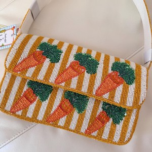 Bolso de Mano Bordado a Mano en Algodón con Patrón de Zanahoria, Forma Rectangular, Recuerdo Textil - Product Image 4