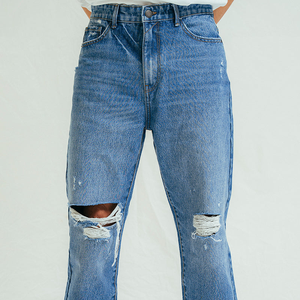 Jean ample vintage en denim brut pour homme, coupe droite oversize, jambe large, avec logo brodé personnalisé - Product Image 5