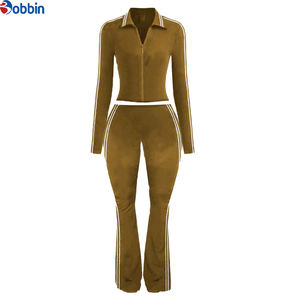 Conjuntos Deportivos Personalizados para Mujer, Estilo Nuevo, Polo a Rayas de Manga Larga, Leggings Acampanados, Ropa de Yoga - Product Image 4