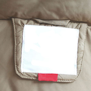 Chaqueta Acolchada con Capucha para Hombre, Color Beige, Cuello Alto, Cierre de Botones, Informal, Resistente al Viento, para Otoño, Corte Regular, Relleno de Poliéster - Product Image 3