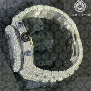Reloj de Lujo para Hombre Charm_Jewells, Acero Inoxidable, Esfera de 40 mm, Correa de 20 mm, Bisel con Diamantes, Cierre Oculto con Botón, Movimiento Mecánico - Product Image 2