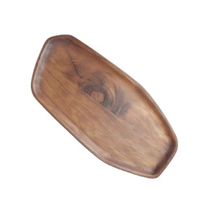 ถาดไม้แกะสลักลายแมนดาลาทรงกลม ตกแต่งด้วยลายดอกไม้ สไตล์เรียบง่าย เหมาะสำหรับวางบนโต๊ะหรือติดผนัง - Product Image 1