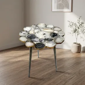 Table d'appoint ronde moderne avec plateau en résine agate et pieds en métal, meuble de salon contemporain, table décorative - Product Image 1