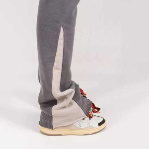 Nouveau pantalon de jogging évasé pour homme, personnalisé, de haute qualité, en coton léger, respirant, à séchage rapide, avec empiècements et taille élastique - Product Image 4