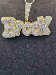 Colgante de Letra de Moissanita Hip Hop que Pasa la Prueba del Diamante, Joyería Hip Hop, Colgante de Plata 925, Colgante de Letra Inicial Bicolor Personalizado - Product Image 3