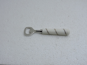 Ouvre-bouteille au design tendance avec poignée en résine, ouvre-bouteille en acier inoxydable avec poignée en résine au meilleur prix d'usine - Product Image 6