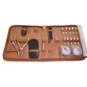 Kit complet de pinces pour extensions de cheveux, pour l'installation et le retrait des extensions à micro-anneaux, nano-anneaux et perles. - Product Image 1