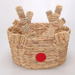 Cesta de Almacenamiento Decorativa de Jacinto de Agua Tejida a Mano con Diseño de Reno Navideño, Estilo de Dibujos Animados, para Regalos, Habitación Infantil, Sala de Estar - Product Image 1