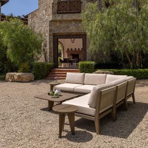 Canapé d'extérieur en teck de qualité commerciale – Ensemble de salon de jardin en forme de L avec table basse - Product Image 1