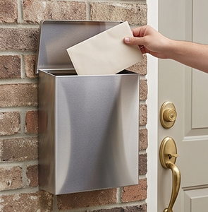Boîte aux lettres murale élégante en argent galvanisé, polie, avec compartiment à journaux et espace de rangement pour colis - Product Image 3