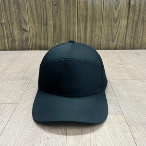 Casquettes de baseball snapback à 7 panneaux découpées au laser avec trous, broderie personnalisée, casquette de golf vierge pour homme et femme, fabrication vietnamienne - Product Image 1