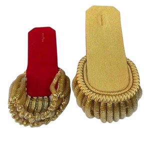 Epaulettes Negros y Dorados con Flecos y Diseño de Estrella, Decorativos para Uniformes, Venta al Por Mayor - Product Image 3