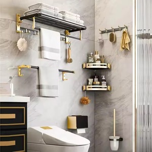 Ensemble d'accessoires de salle de bain métalliques bicolores de qualité supérieure, au design moderne, qui rehausse l'esthétique de toute salle de bain. - Product Image 2