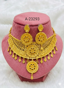 ชุดเครื่องประดับอินเดียสุดหรูจาก MOLL JEWELLERS ชุบทอง 24K ประดับเพชรซิคอนรูปดอกไม้ สร้อยคอพร้อมต่างหู สำหรับผู้หญิง เหมาะสำหรับงานหมั้น งานแต่งงาน ของขวัญ งานปาร์ตี้ - Product Image 2