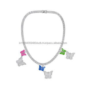 Collier pendentif papillon en argent sterling 925 avec accents de diamants cultivés en laboratoire pour les acheteurs en gros de bijoux de mode - Product Image 2