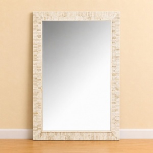 Miroir mural hexagonal décoratif moderne en os incrusté, fait main, avec cadre de Noël - Product Image 1