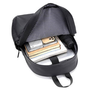 Mochila de Cuero de Moda Hecha en Pakistán, con Logotipo Personalizado, Ligera, en Oferta - Product Image 6