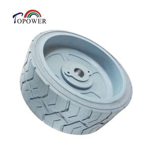 Rueda de caucho sólido que no deja marcas 12x4.5 para elevador de tijera Genie GS1930 GS1530 - Product Image 6