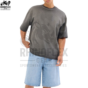 T-shirt streetwear pour homme en coton peigné, coupe boxy à épaules tombantes, avec logo personnalisé - Product Image 2