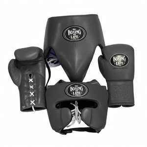 ชุดฝึกซ้อมมวย No Boxing No Life หนังวัวแท้ สีนม ขายส่ง พร้อมนวมฝึกซ้อม สายรัดปรับได้ หมวกป้องกันศีรษะ และอุปกรณ์ป้องกันขาหนีบ - Product Image 6