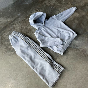 Ensemble de survêtement premium en strass avec sweat à capuche zippé et pantalon de jogging, logo personnalisé, fabricant en gros - Product Image 1
