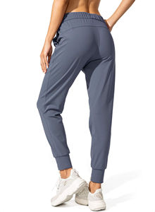 Pantalones Deportivos Grises de Felpa de Algodón Ligero de 320 GSM, Estilo Vintage, Ecológicos, para Clima Frío, Pantalones Casuales para Hombre con Bolsillos Laterales - Product Image 3