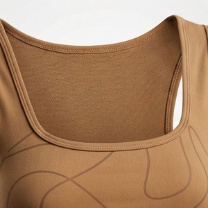 ชุดโยคะคุณภาพพรีเมียมสำหรับผู้หญิง สีพื้นแบบกำหนดเอง ไซส์พลัส ออกแบบโลโก้ได้ตามต้องการ ระบายอากาศได้ดี อุปกรณ์ออกกำลังกาย - Product Image 4