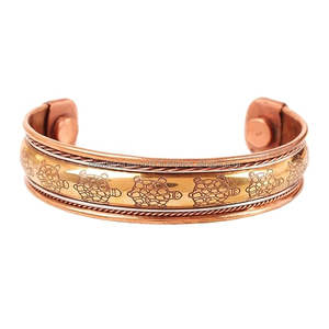 Aimant néodyme puissant en cuivre Kada pour une thérapie maximale, symbole de tortue gravé - Product Image 3