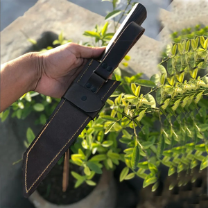 Couteau de chef traditionnel LEGACY BLADES en acier au carbone, manche en bois, étui en cuir, ambidextre, finition polie, lame de 8 à 9,9 pouces - Product Image 3