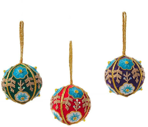 Ornement suspendu festif brodé à la main de luxe de qualité supérieure, boule décorative personnalisée, étoile, décoration d'arbre, décoration de la maison - Product Image 1